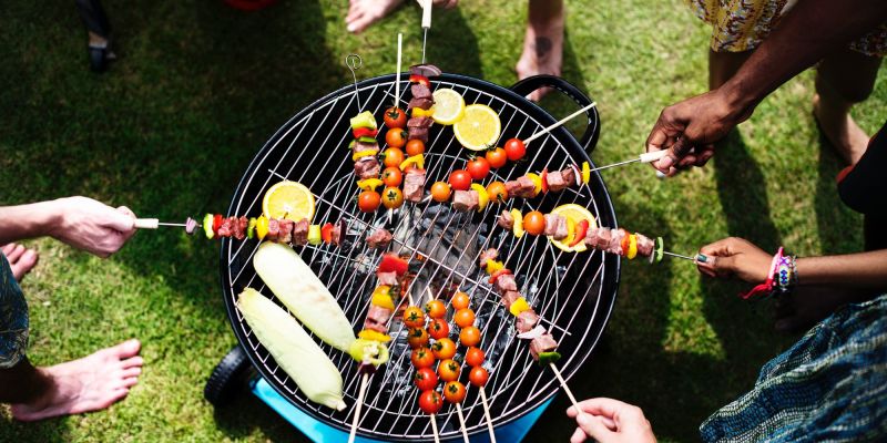 Garden party – šaty a klobouky nebo jen tak setkání s přáteli