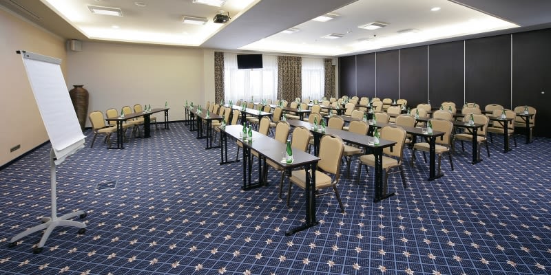 RESIDENCE HOTEL & CLUB