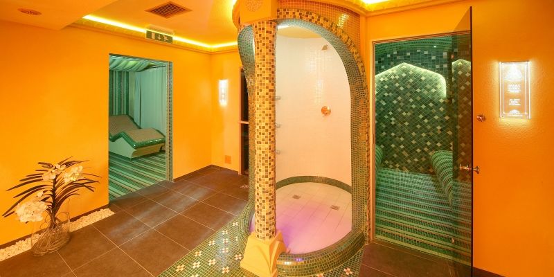RESIDENCE HOTEL & CLUB