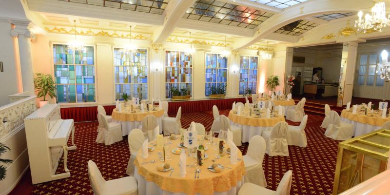 Hotel Ambassador - Zlatá Husa - Francouzská restaurace