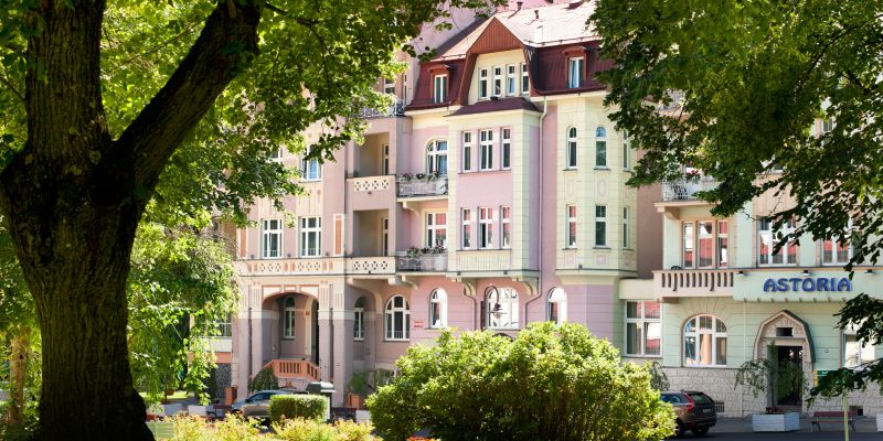 Lázně Jáchymov – brána Krušných hor přitahuje stále více návštěvníků včetně těch firemních.