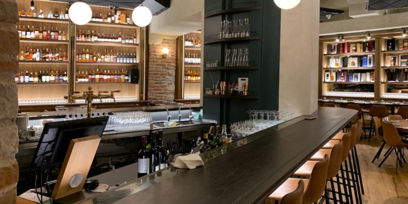 Whiskey Restaurant, Bar & Museum