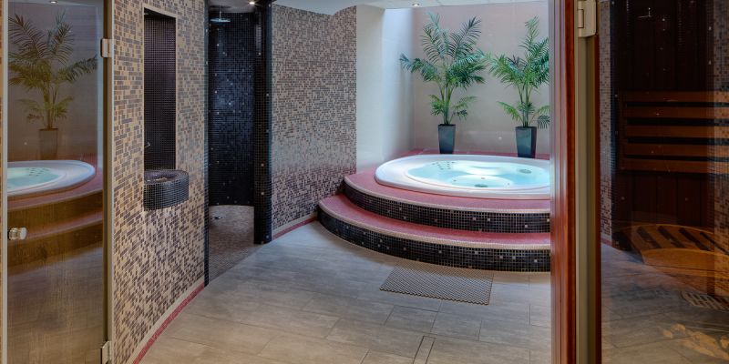 Avanti Hotel