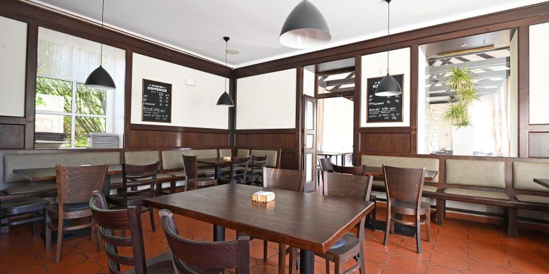 Bechnerův statek - Restaurace + salonek