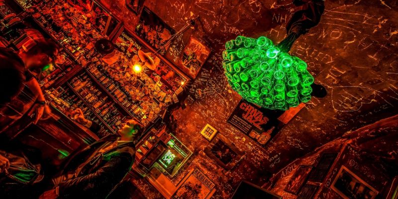 Bluelight Bar