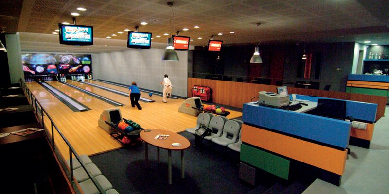 Park Holiday Congress & Wellness Hotel - Bowling Benice – skvělé zážitky pro rodiny i firmy!