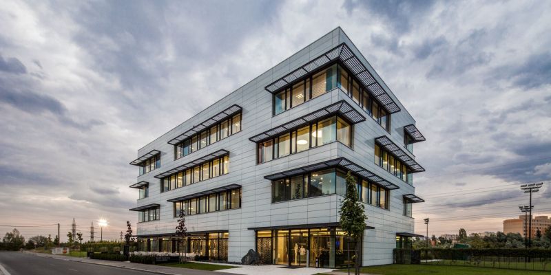 Columna - Kongresová hala ve variantě divadlo, škola, banket