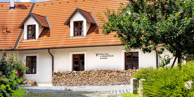 Salabka - Vinařský salonek