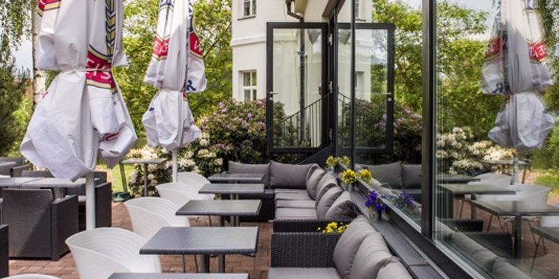 Yard Resort