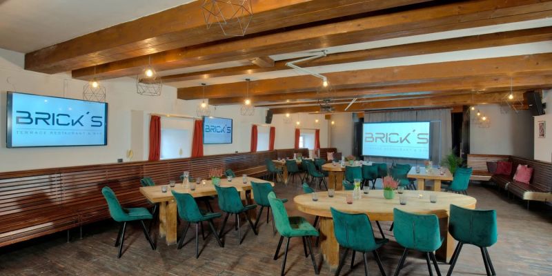 BRICK'S Prague - Café Cihelna