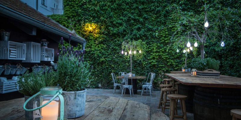 Cathedral Cafe, Lounge & Restaurant