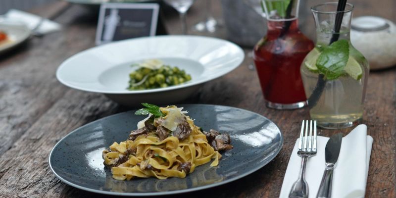 Cathedral Cafe, Lounge & Restaurant