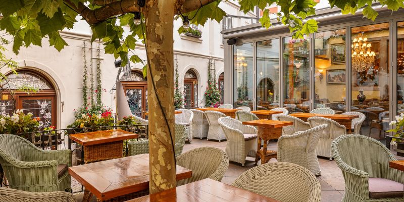 DEER Restaurant  -  místo pro vaše akce