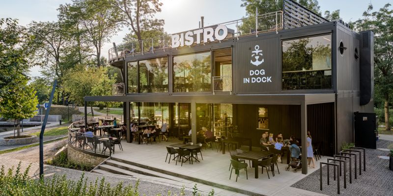 Dog in Dock – Vinařství a eventové centrum ve Veselí nad Moravou