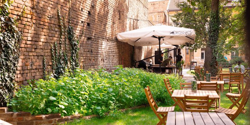 Vnitroblock - Zahrádka