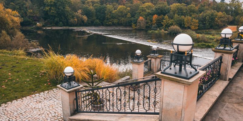 Romantický Hotel Mlýn Karlštejn - Sál Petrarca s terasou