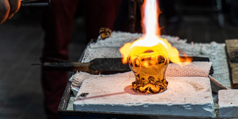 V srdci sklářského řemesla: Zažijte sklárnu Rückl