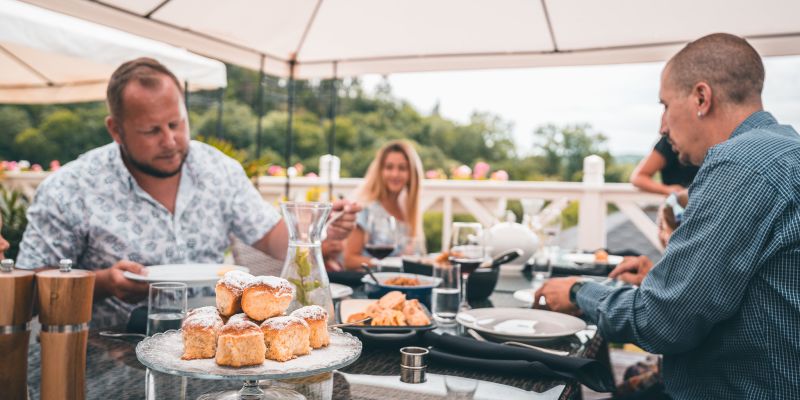 Romantický Hotel Mlýn Karlštejn - Sváteční rodinné obědy