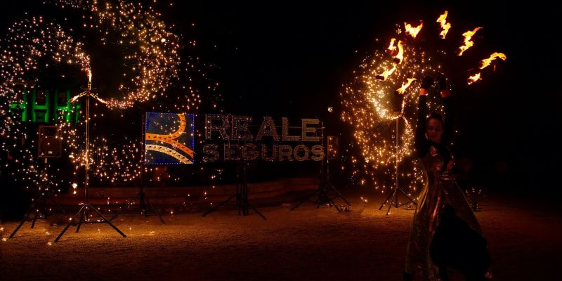 Arabesque Shows & Events - Ohnivá pyrotechnická show – Fire Show