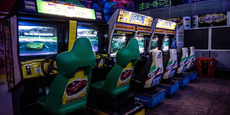 Fun Arena - Cyber Arcade