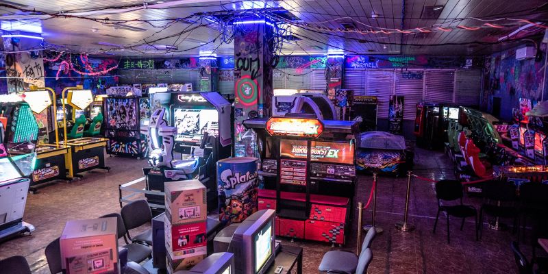 Fun Arena - Cyber Arcade