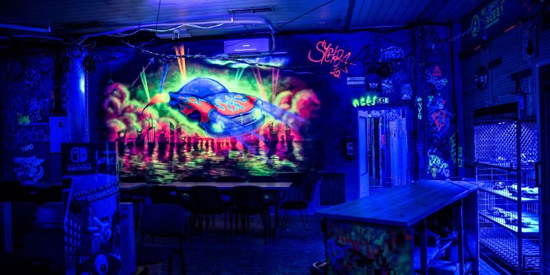 Fun Arena - Cyber Arcade