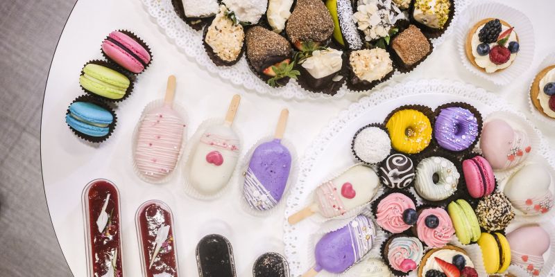 Frutiko - Catering a občerstvení na firemní akce (rozvoz, dezerty a zákusky)