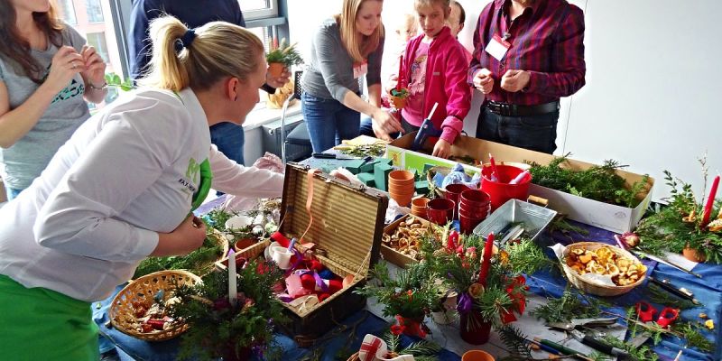 MOBILNÍ KREATIVNÍ VÝTVARNÉ DÍLNY - Vánoční vazby z přírodnin