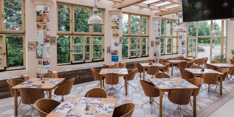 Palace Inn Hotel & Grill Restaurant - Zimní zahrada