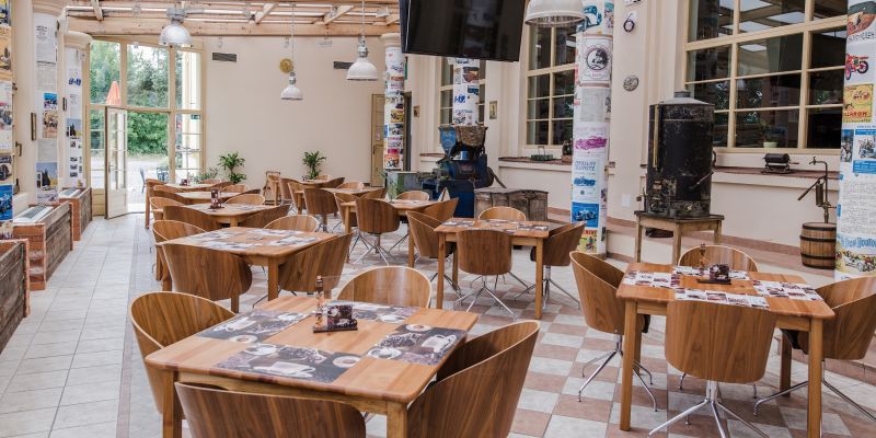 Palace Inn Hotel & Grill Restaurant - Zimní zahrada