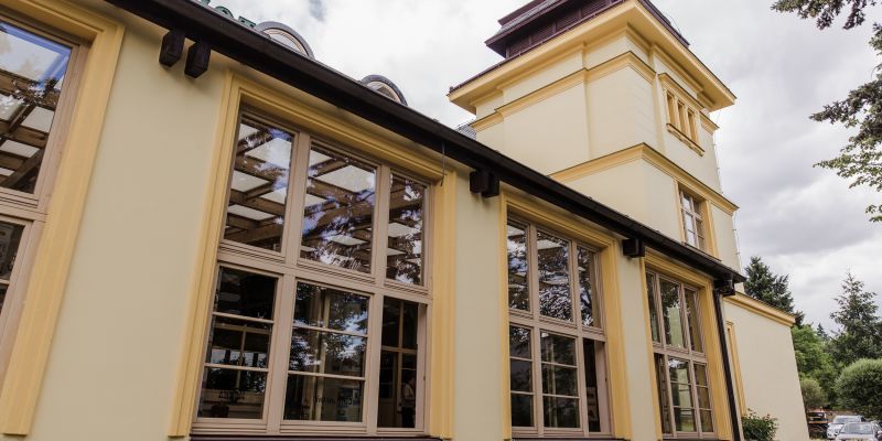 Palace Inn Hotel & Grill Restaurant - Zimní zahrada
