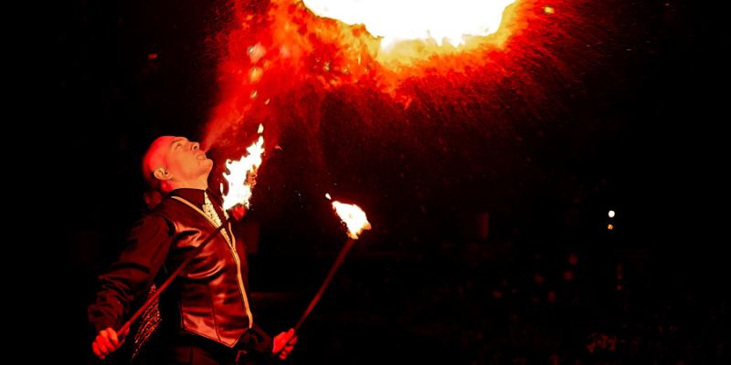 Arabesque Shows & Events - Efektní ohňová show