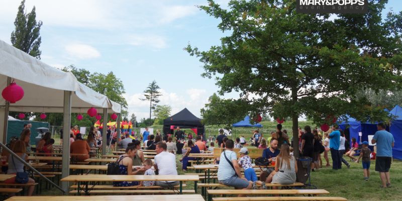 MARY & POPP'S AGENCY