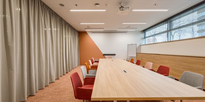 FLEKSI Beta - Moderní eventové a zasedací prostory na Brumlovce - Zasedací místnost TESLA