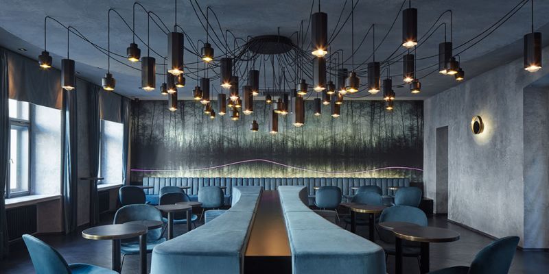 Moon Club & Lounge