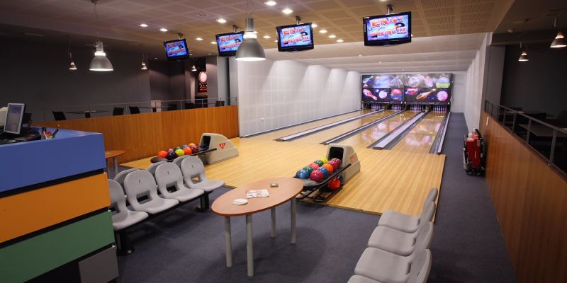 Park Holiday Congress & Wellness Hotel - Bowling Benice – skvělé zážitky pro rodiny i firmy!