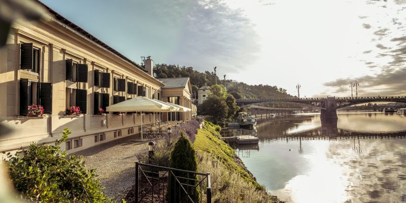 Občanská plovárna - Vítejte v EVENTOVÉ GALERII v Praze