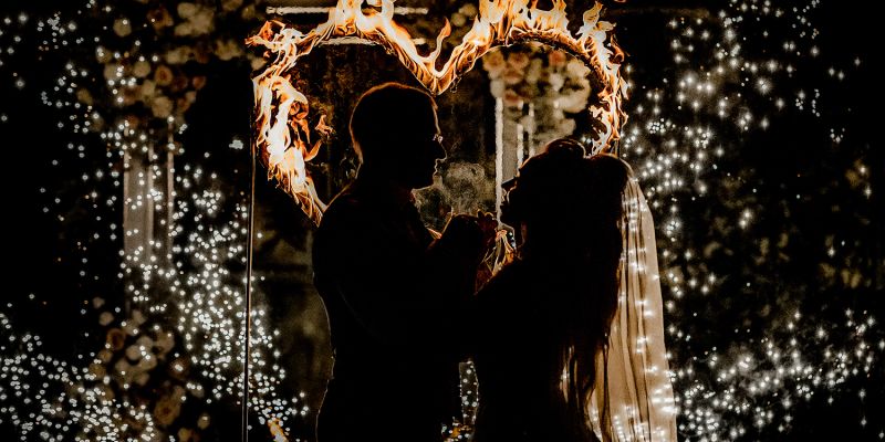 Arabesque Shows & Events - Romantická pyro-muzikální show