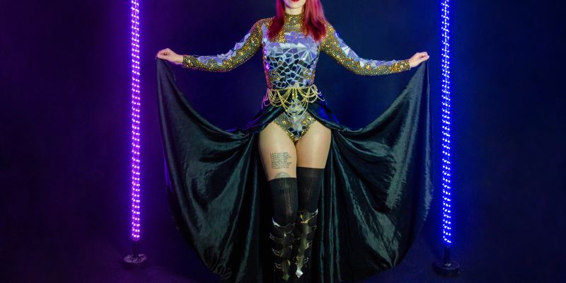 Aliatrix - visual entertainment agency - Speciální LED hostesky