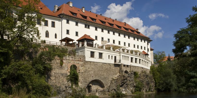 Hotel RŮŽE a OLDINN