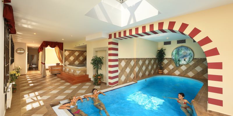 Hotel RŮŽE a OLDINN