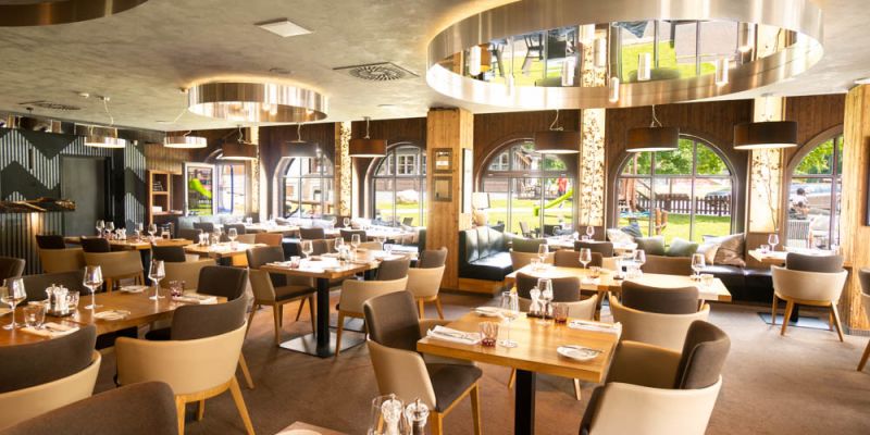 Hotel SAVOY & SOYKA - Restaurace SAVOYA