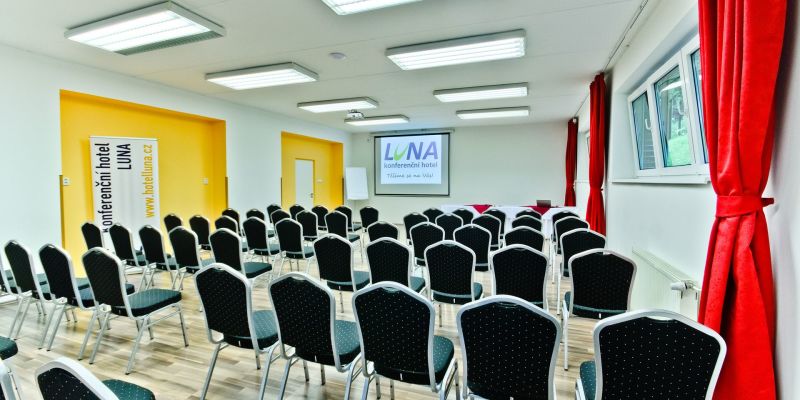 Konferenční hotel LUNA - Multifunkční hala Sázava