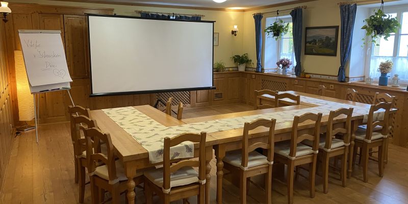 Jítravský Dvorec - Hotelový salonek PANA STAROSTY