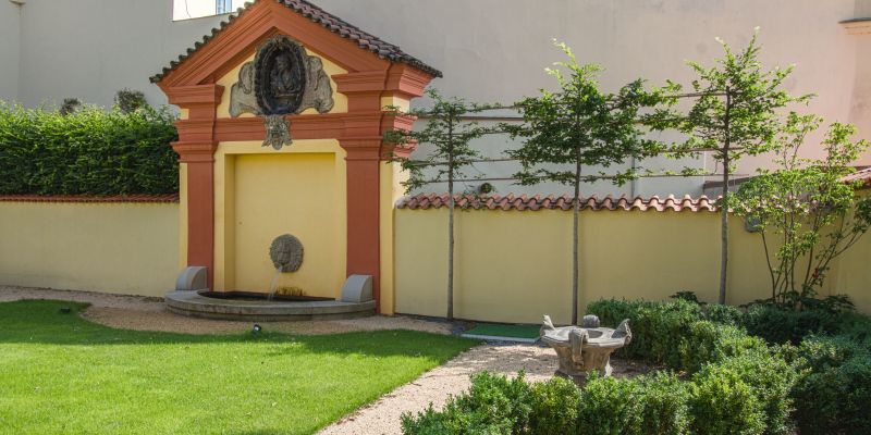 Hartigovský palác - Hartigovská zahrada
