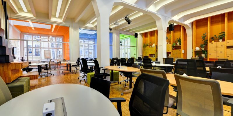 Impact Hub Praha D10 - Open space