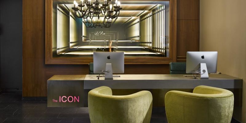 The ICON Hotel & Lounge