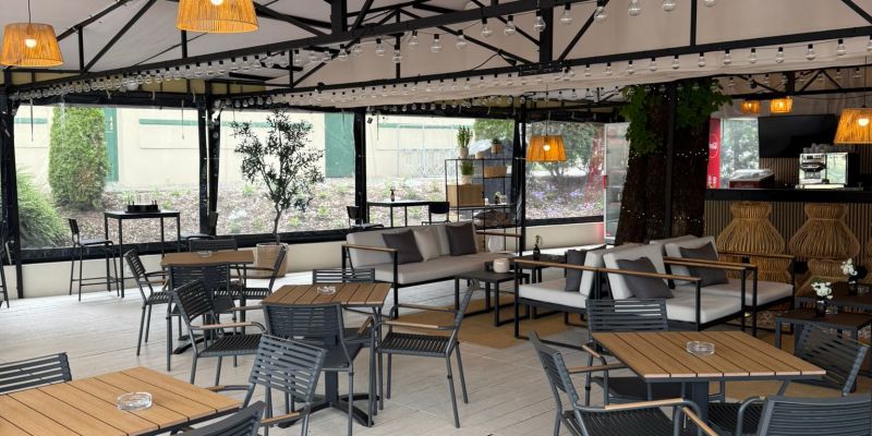 Nově zrekonstruovaný Molo bar na Občanské plovárně