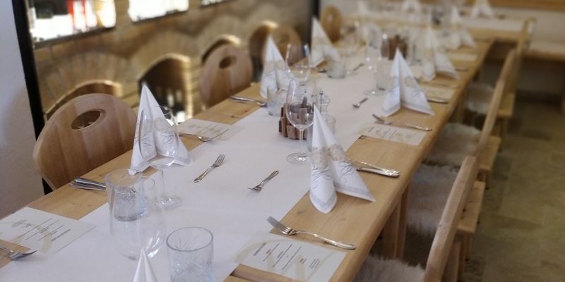 Hotel Zámek Wichterle - Vinný salonek