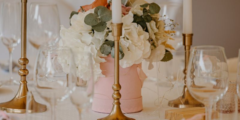 Romantický Hotel Mlýn Karlštejn - Romantický ostrov s party stanem